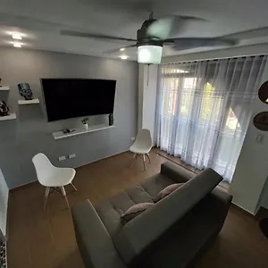 Vacacional Cerca A La Playa Apartamento